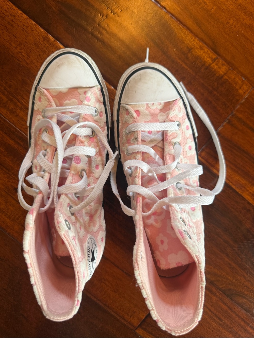Converse Pink Floral Low-Top Canvas Sneakers - Picture 3 of 3